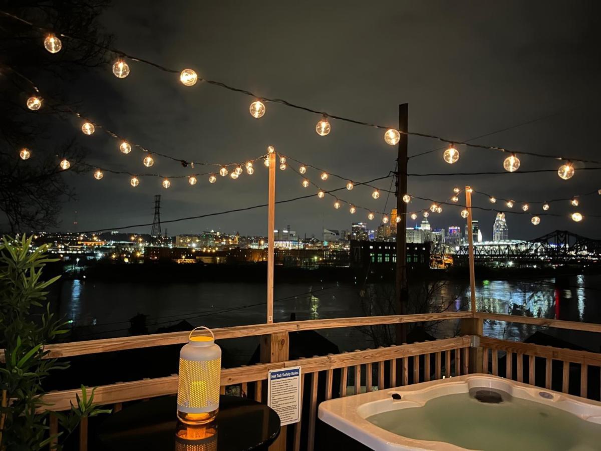Cozy Riverfront Bungalow With Stunning Views Covington Exterior photo